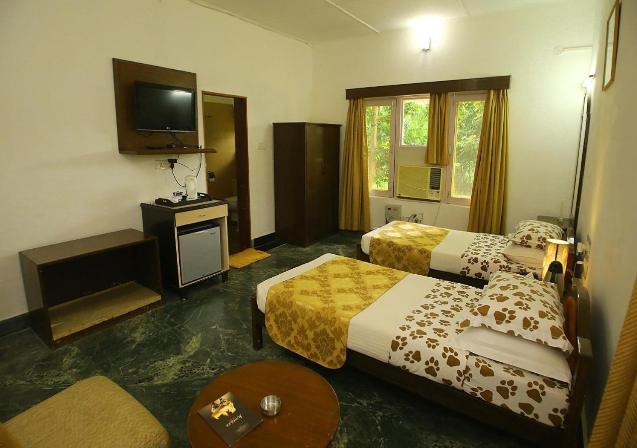 Mpt White Tiger Forest Lodge Tala  Bagian luar foto