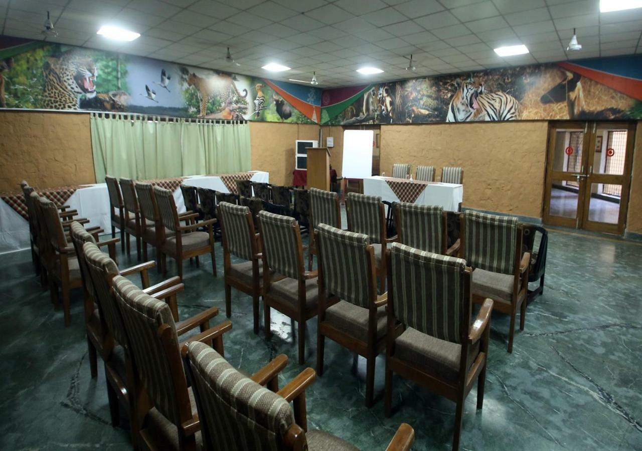 Mpt White Tiger Forest Lodge Tala  Bagian luar foto