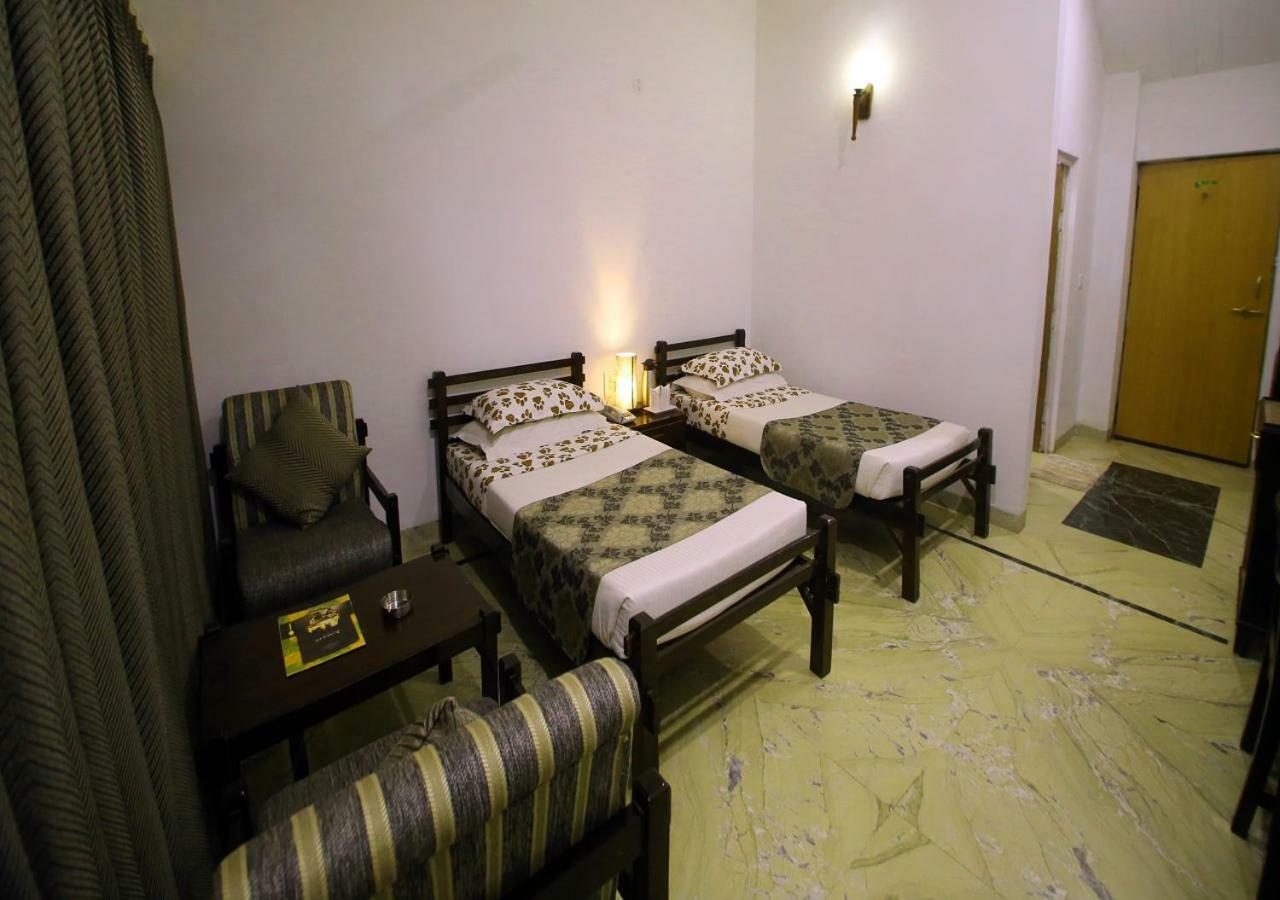 Mpt White Tiger Forest Lodge Tala  Bagian luar foto