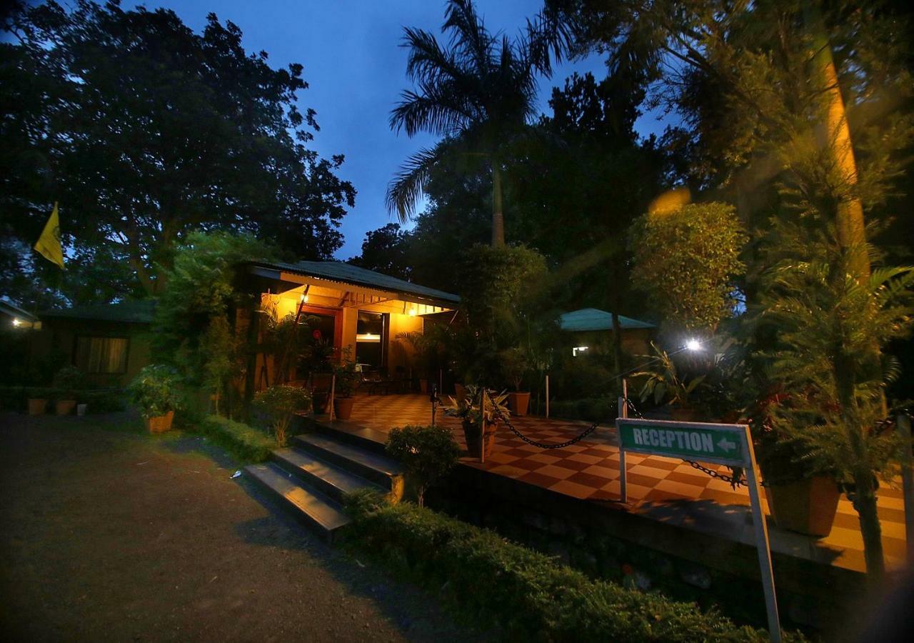 Mpt White Tiger Forest Lodge Tala  Bagian luar foto